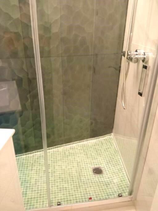 Leon Centro Apartment Sevilla Eksteriør bilde